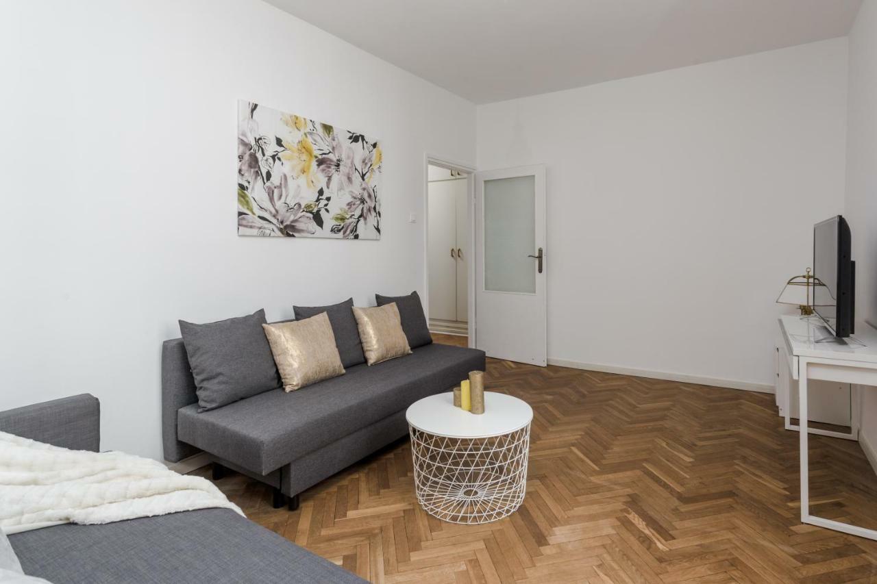 Apartament Old Town Brzozowa *